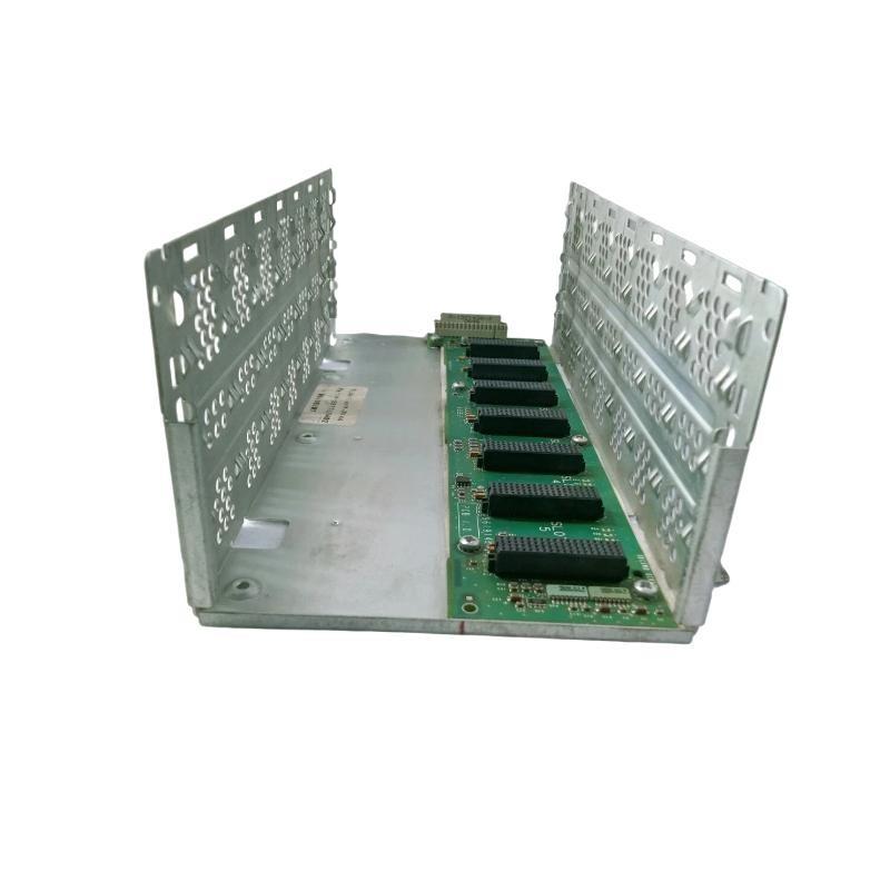 Honeywell TC-FXX072 S97753402 7-Slot Rack Chassis